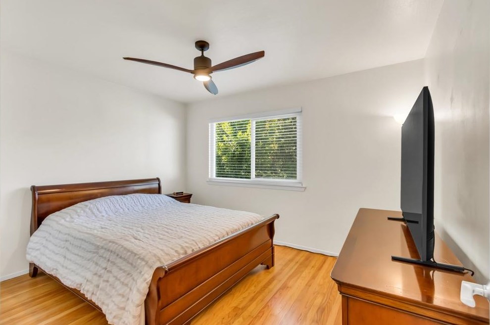 1840 Maryal Dr, Sacramento CA  95864-1548 exterior