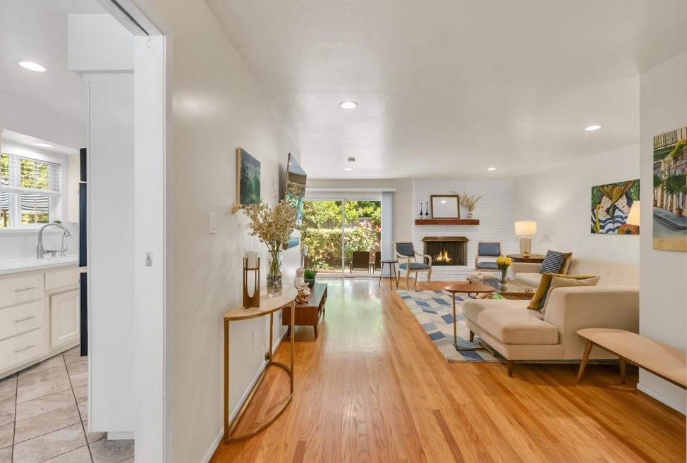 1840 Maryal Dr, Sacramento CA  95864-1548 exterior