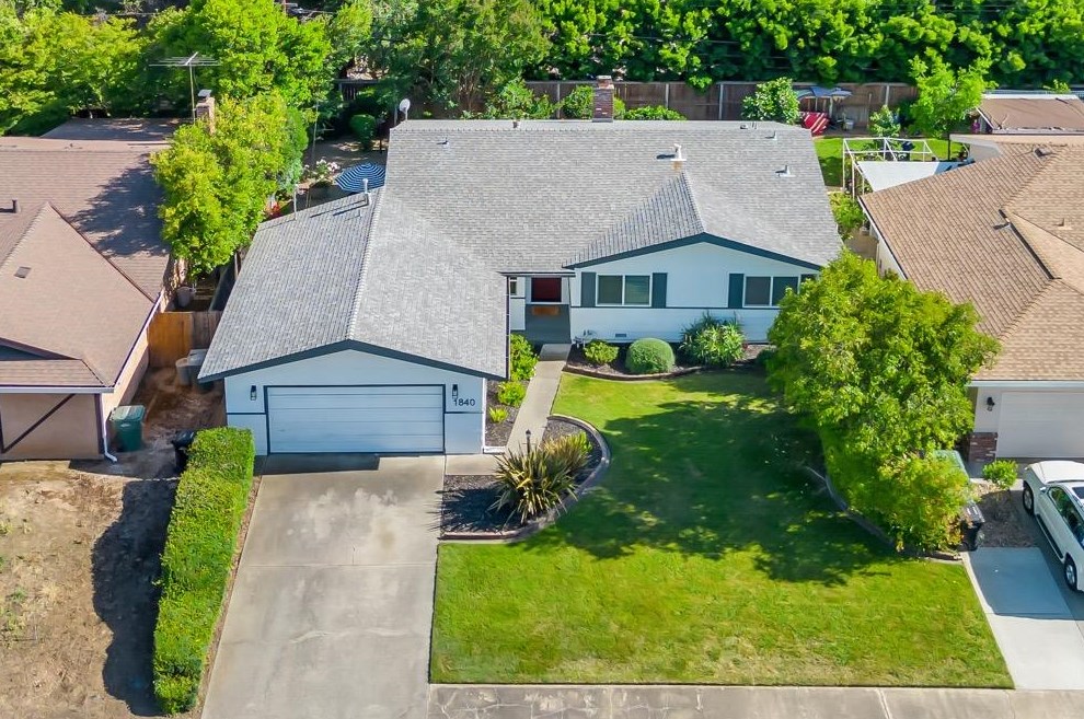 1840 Maryal Dr, Sacramento CA  95864-1548 exterior