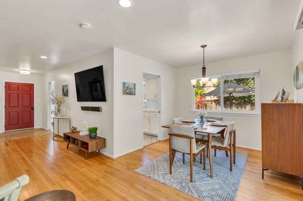 1840 Maryal Dr, Sacramento CA  95864-1548 exterior