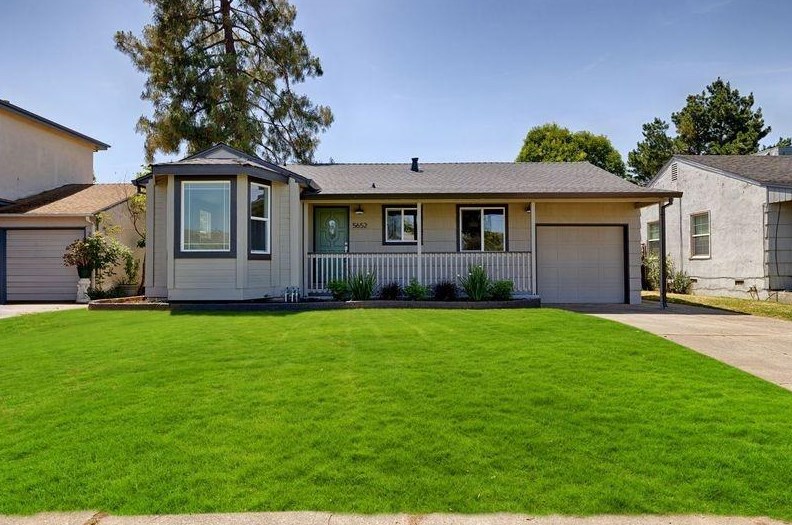 5652 Bradd Way, Sacramento CA  95822-3102 exterior