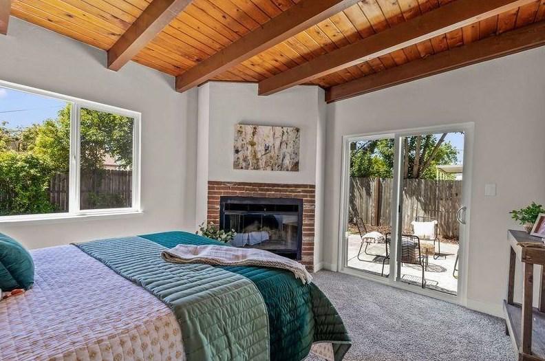 5652 Bradd Way, Sacramento CA  95822-3102 exterior