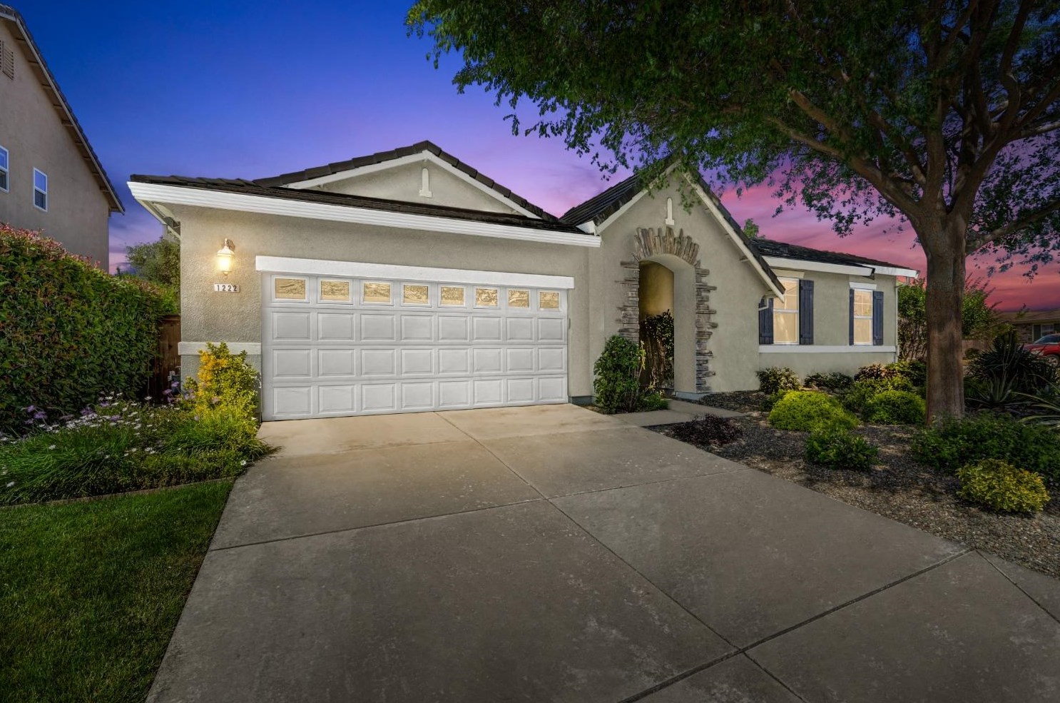 1222 Davmore Ln, Lincoln, CA 95648-3210