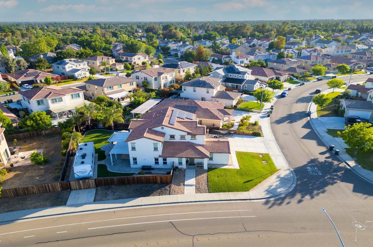 1727 Kyle Dayton Dr, Tracy, CA 95376-6757