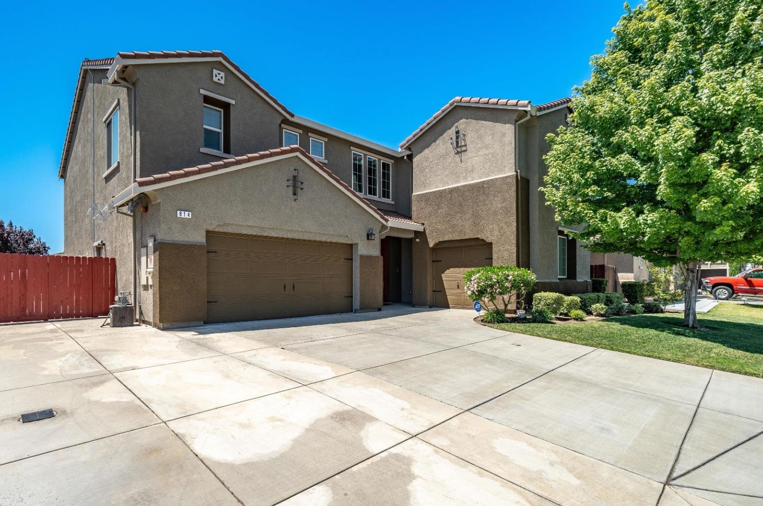 814 Mono St, Manteca, CA 95337