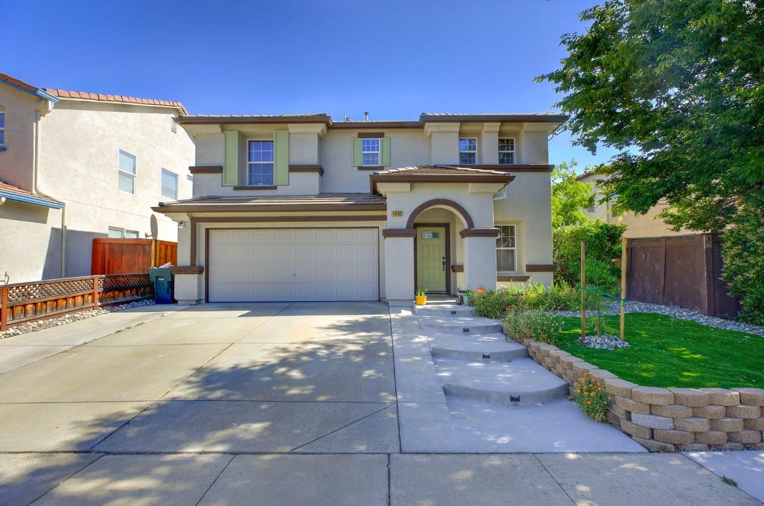 4852 Winamac Dr, Sacramento, CA 95835-1817