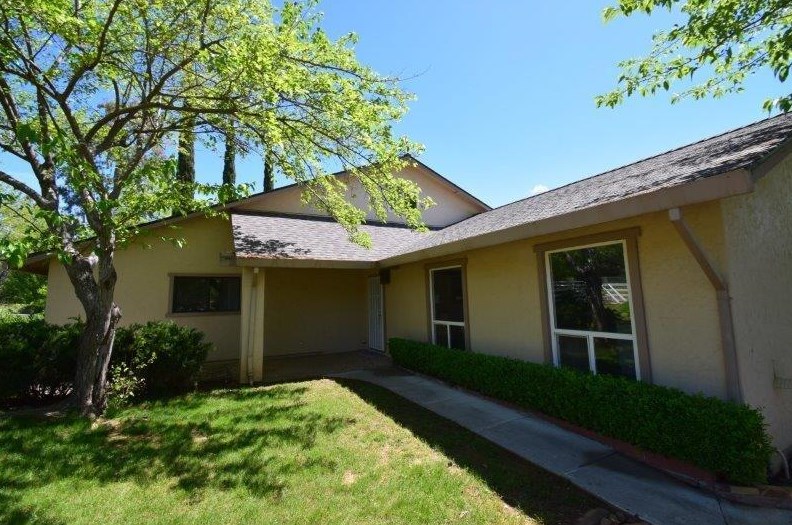 21393 Sunnyside Ln, Grass Valley, CA 95949-8161