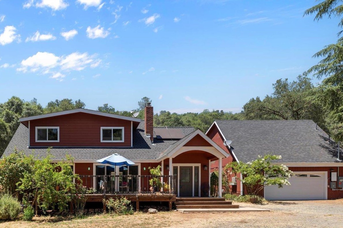 22334 Dog Bar Rd, Grass Valley, CA 95949-8388