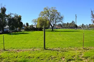 14076 Saradale Ln, Galt, CA 95632 - Photo 36