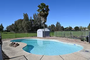 14076 Saradale Ln, Galt, CA 95632 - Photo 16