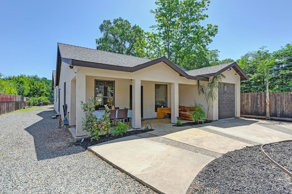 3742 California Ave, Carmichael, CA 95608