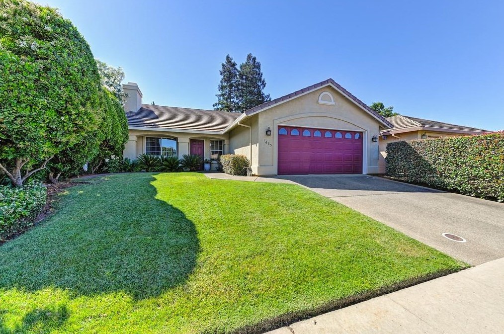 1625 Calabasa Dr, Lincoln, CA 95648-2434