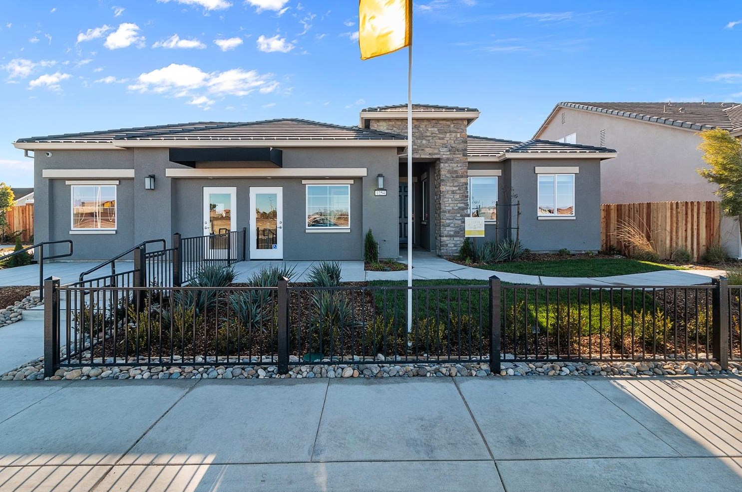 1254 Sephos St, Manteca, CA 95337