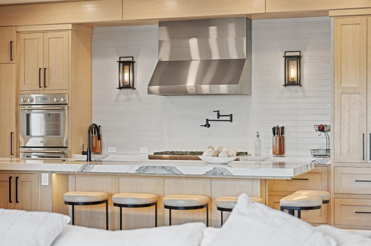 236 Socrates Pl, Folsom CA 95762-3957 exterior