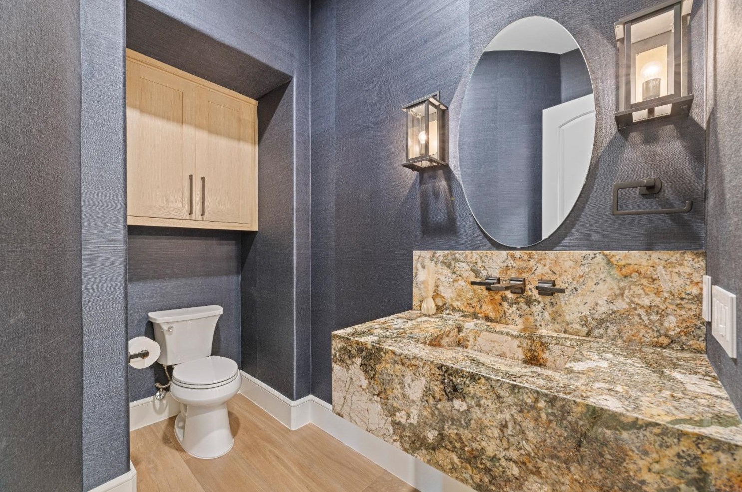 236 Socrates Pl, Folsom CA 95762-3957 exterior