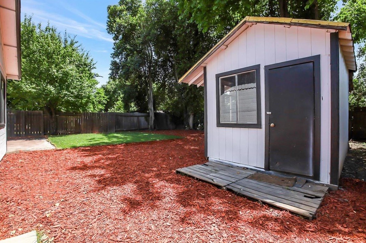 752 Jewell Ave, Yuba City CA  95991-5433 exterior