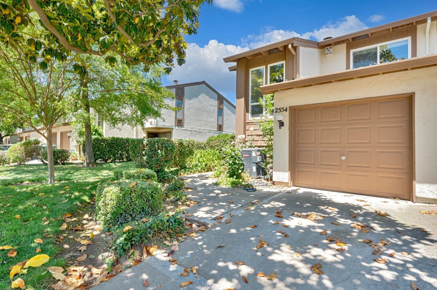 2554 Rio Bravo Cir, Sacramento, CA 95826-2235