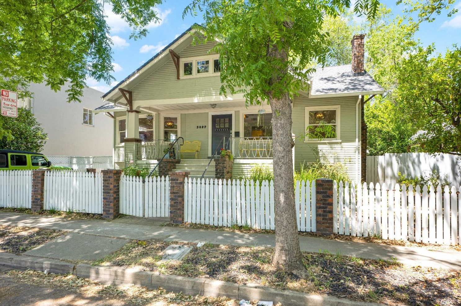 3827 V St, Sacramento CA  95817-1346 exterior