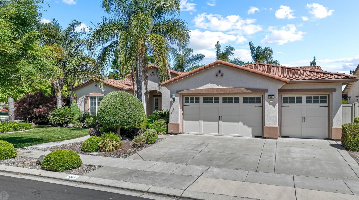 1283 Holly Berry St, Manteca, CA 95336-5147