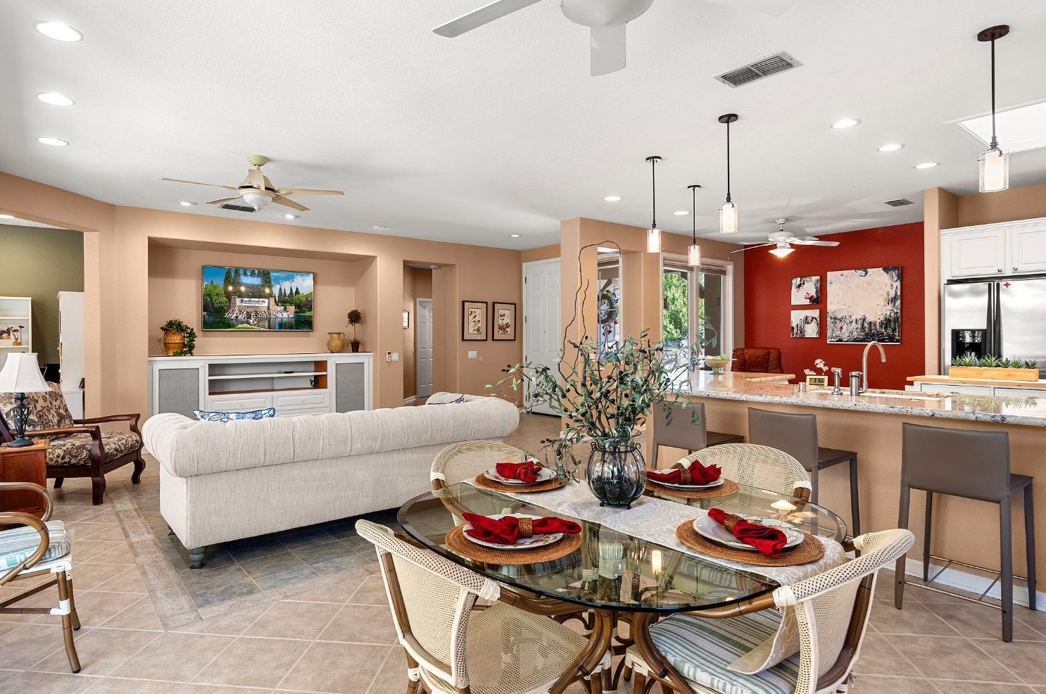 1573 Summerhill Ln, Lincoln CA  95648-8348 exterior