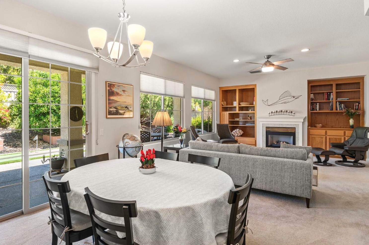 320 Shepherds Ct, Lincoln CA  95648-8601 exterior