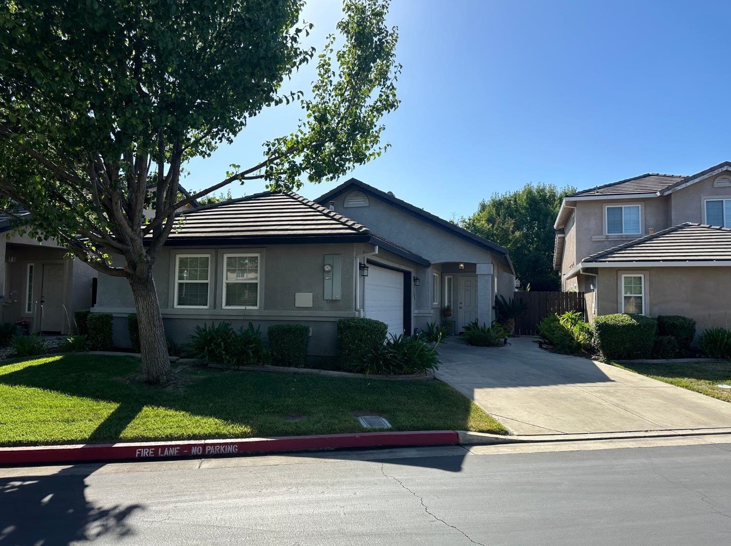 1339 Maravich Ln, Lodi, CA 95242
