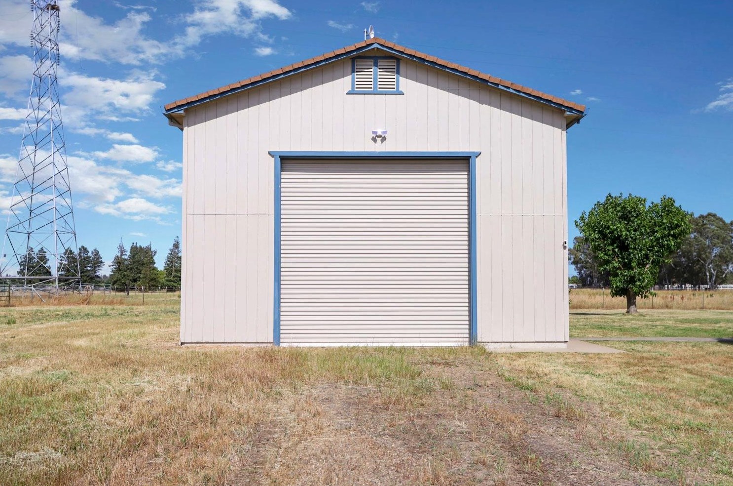 24770 N Fuhrman Rd, Acampo, CA 95220