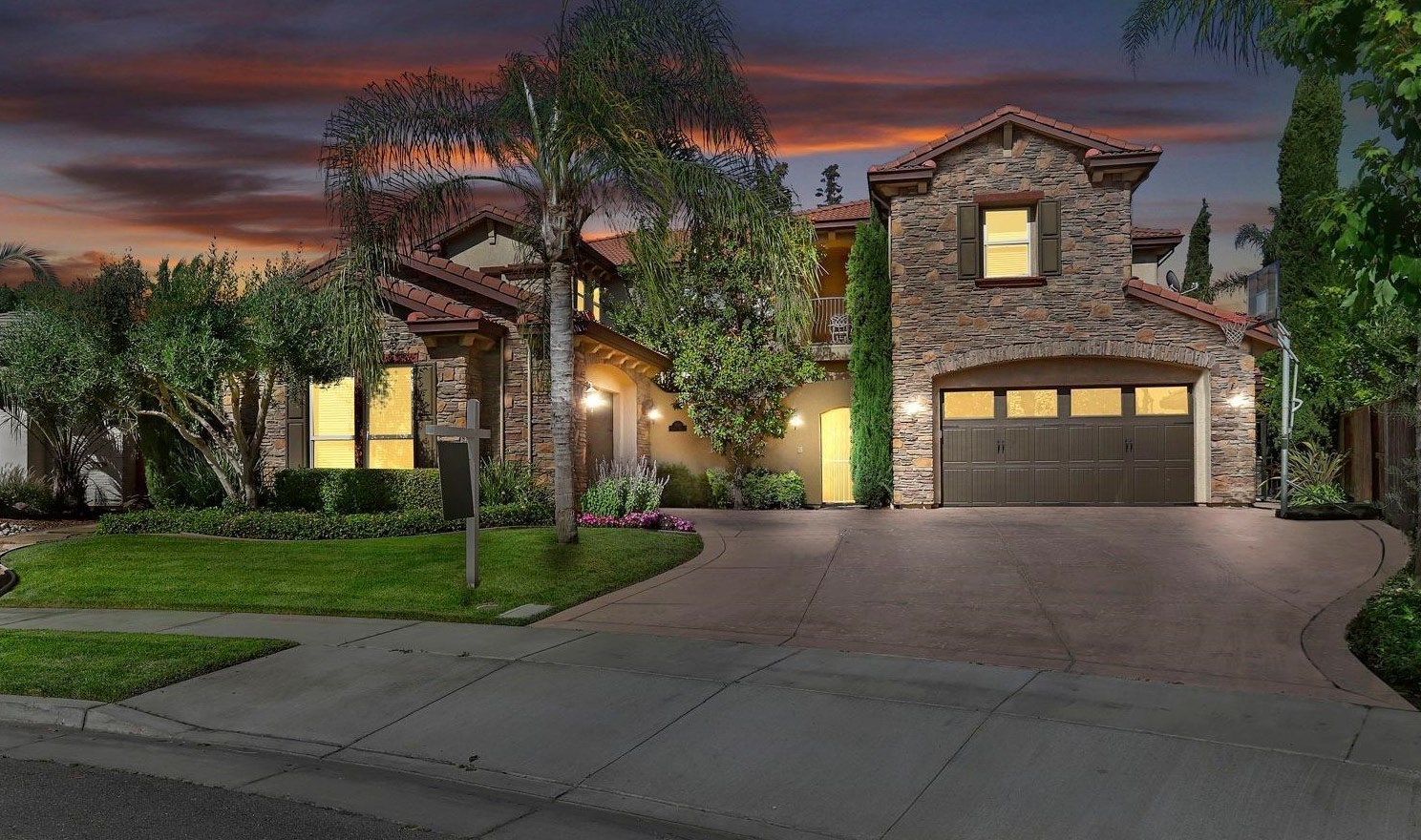 2506 Canal Dr, Lodi, CA 95242