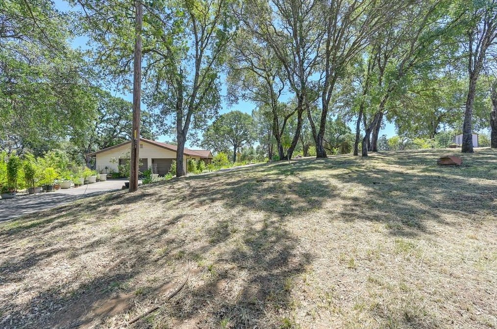 2050 Deer Valley Rd, Rescue, CA 95672