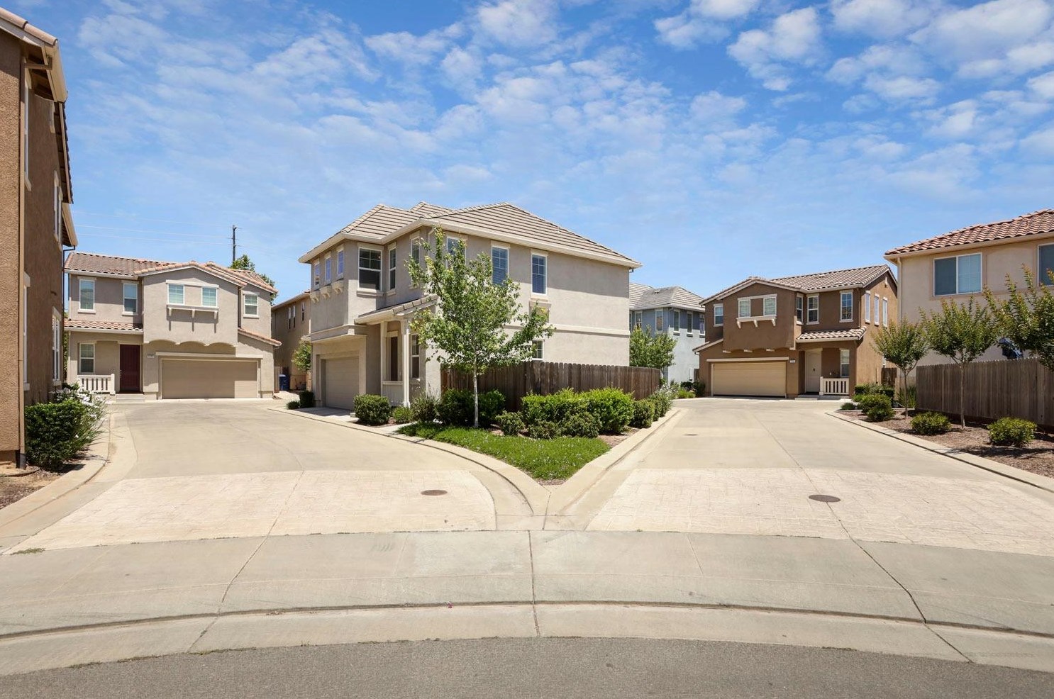 3979 Purple Finch Ln, Modesto, CA 95355-8529
