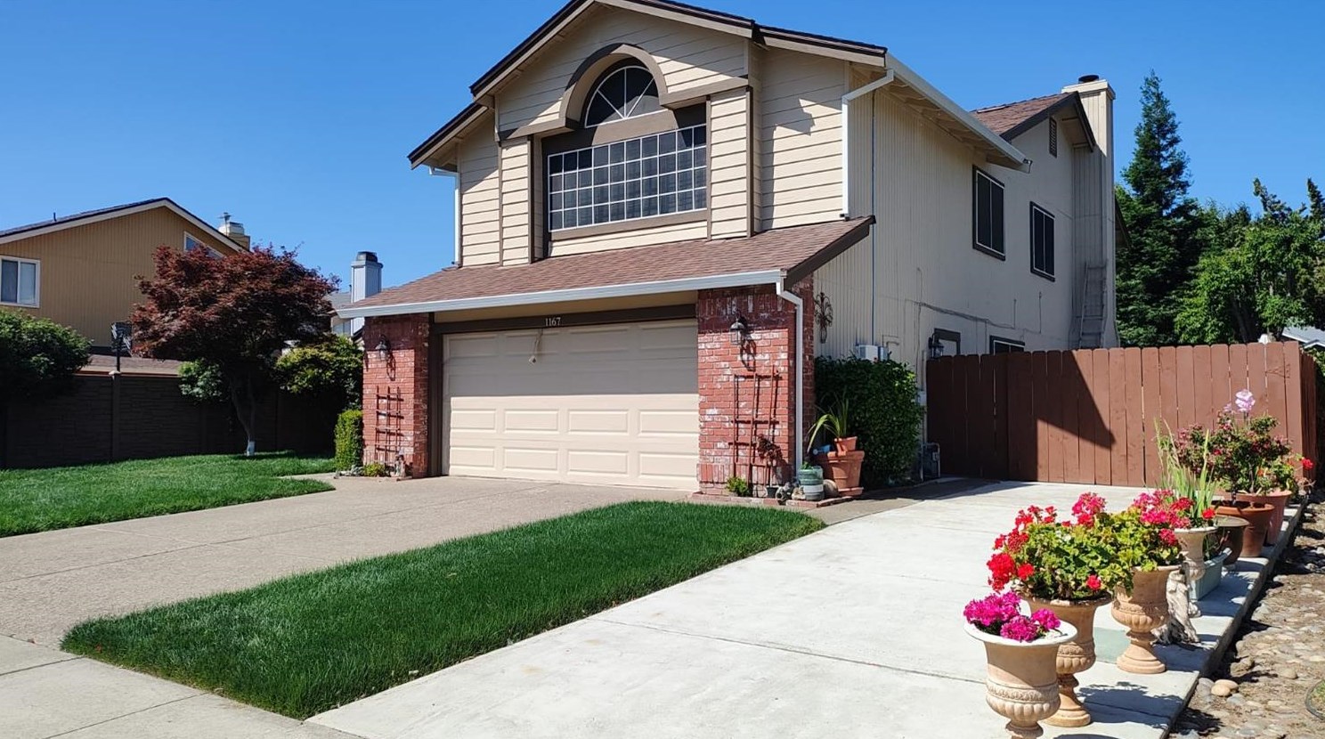 1167 Winters Dr, Manteca, CA 95337-9665