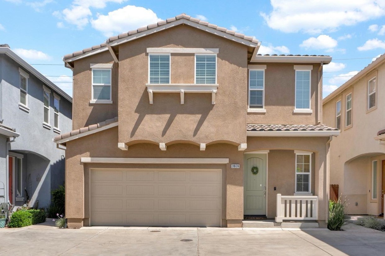 3909 Purple Finch Ln, Modesto, CA 95355-8515