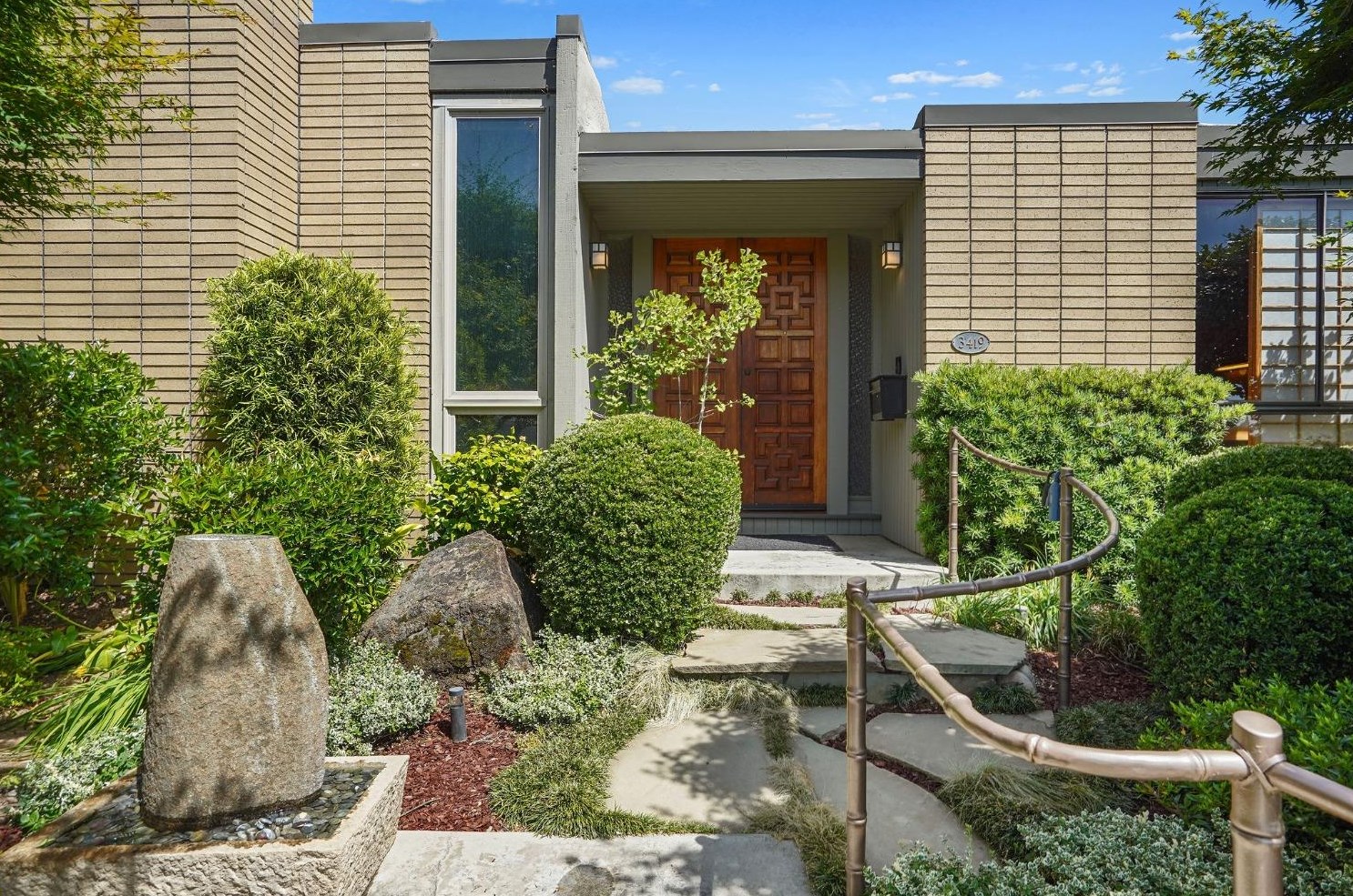 3419 Sierra Oaks Dr, Sacramento, CA 95864-5730