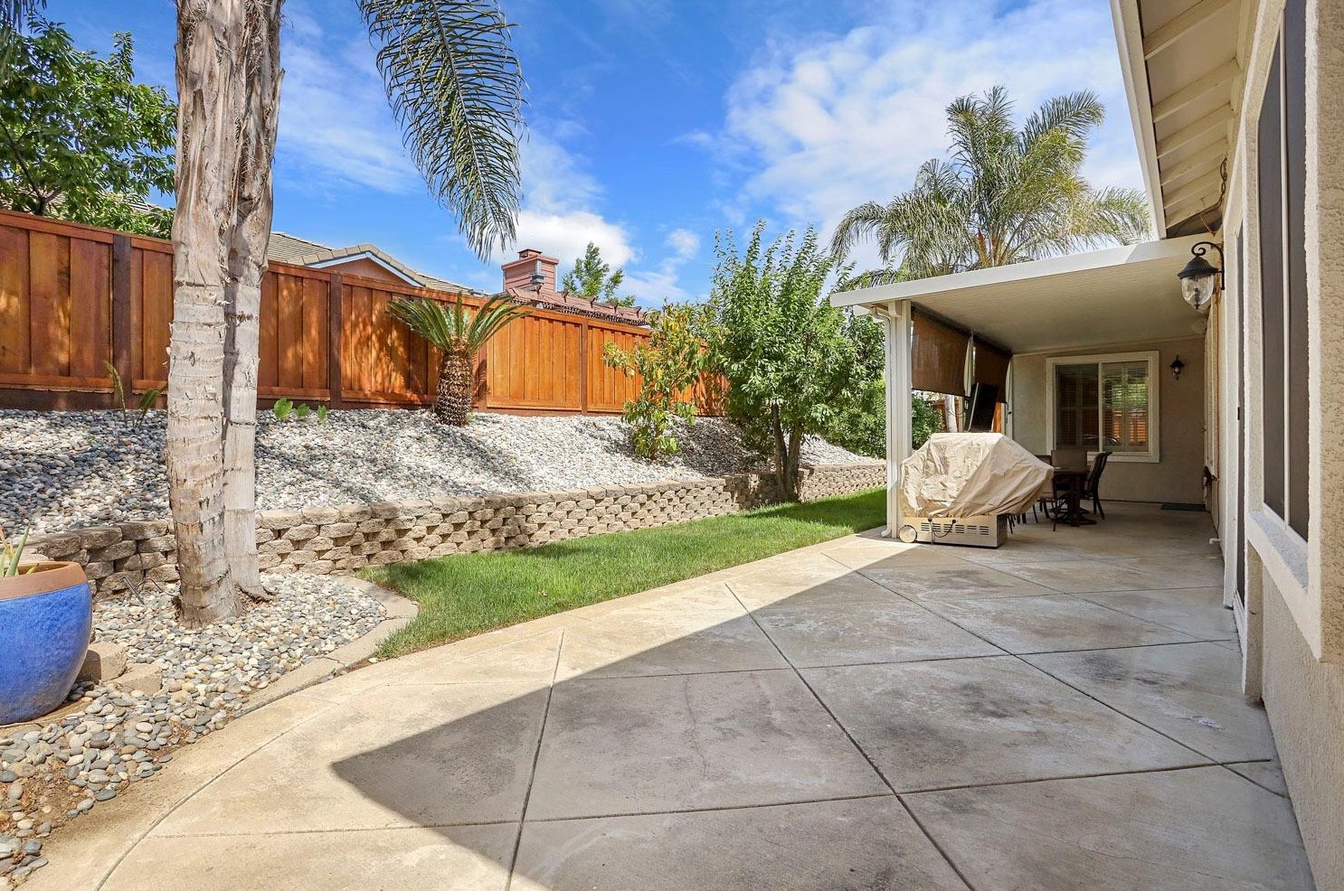 1625 Dawnview Dr, Los Angeles CA  94513-6550 exterior