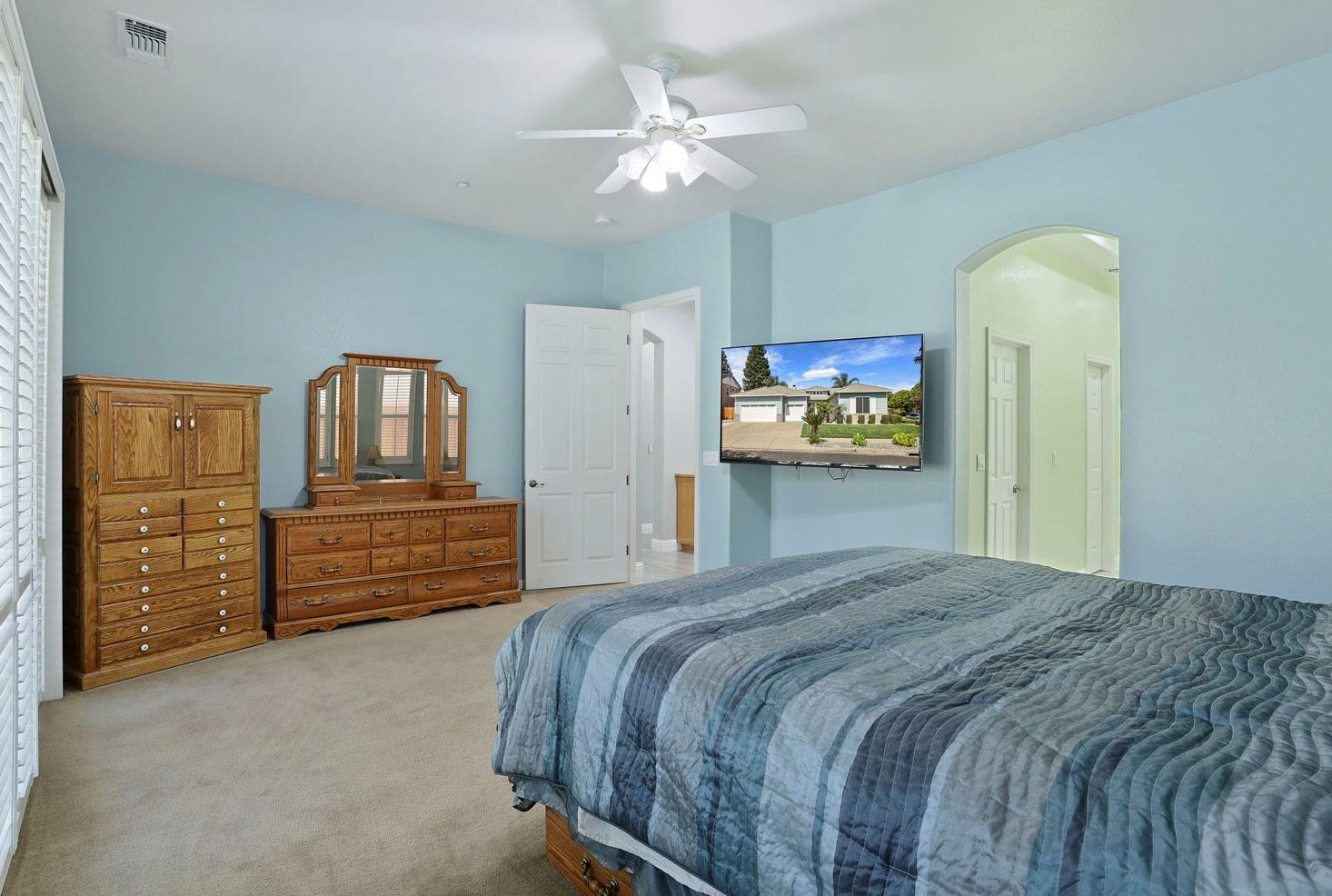 1625 Dawnview Dr, Los Angeles CA  94513-6550 exterior