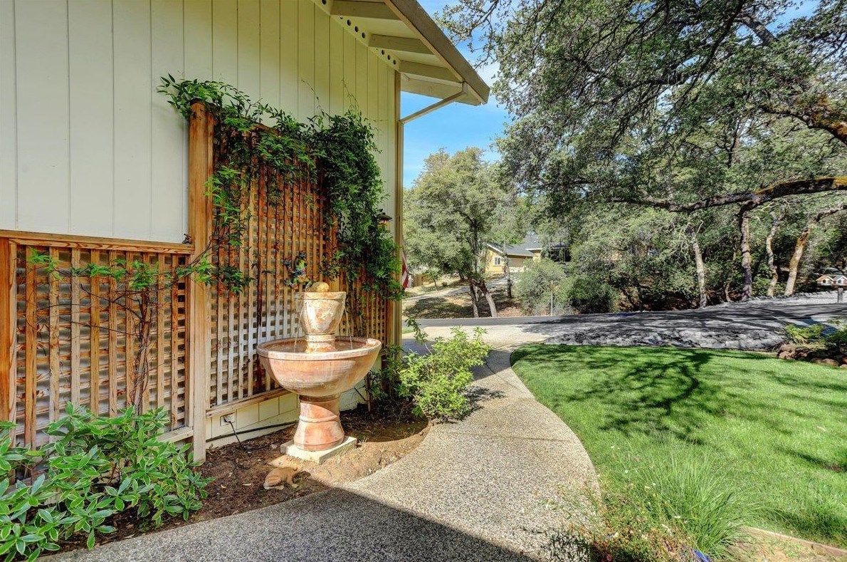 11545 Sandpiper Way, Lake Wildwood, CA 95946