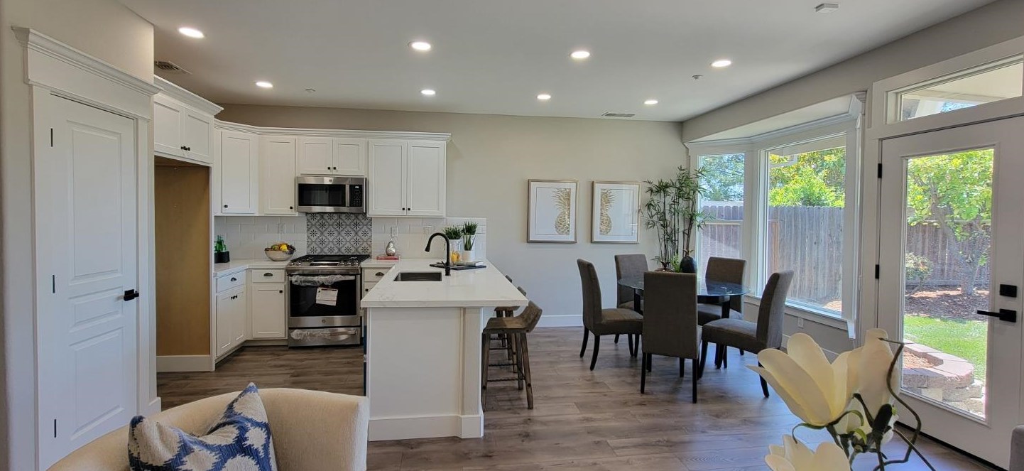 2809 Black Oak Dr, Rocklin, CA 95765