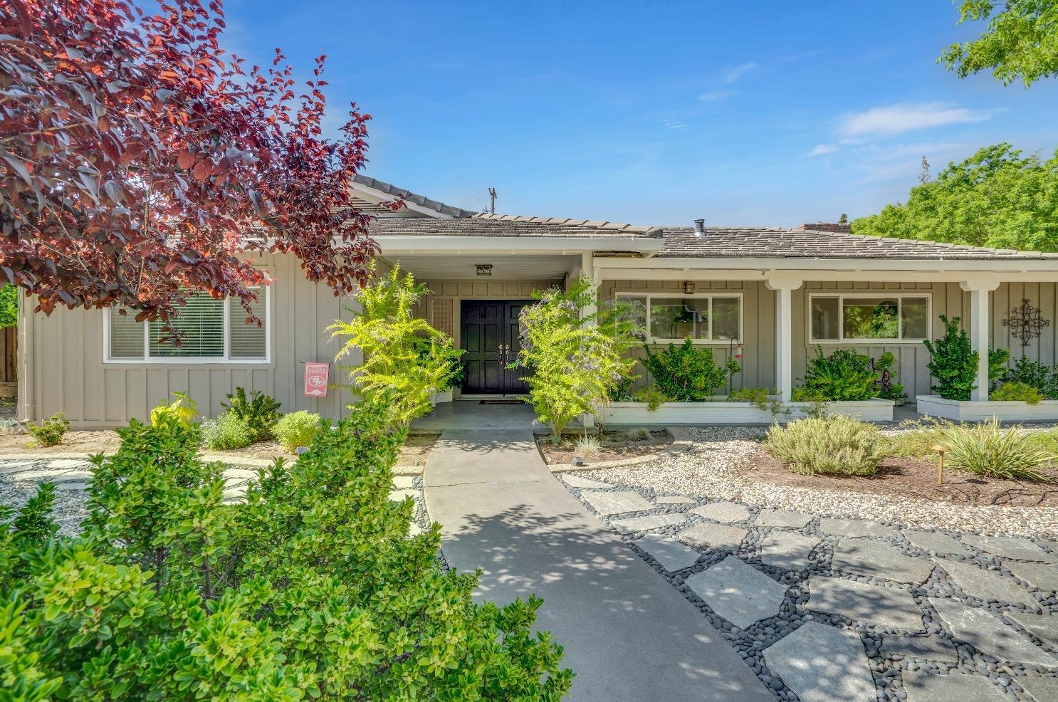 401 Northwood Dr, Modesto, CA 95350-3172