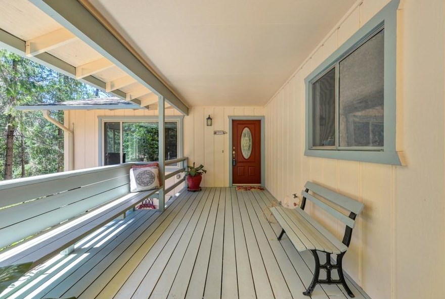407 Washington Irving Dr, Cape Horn, CA 95713-9718