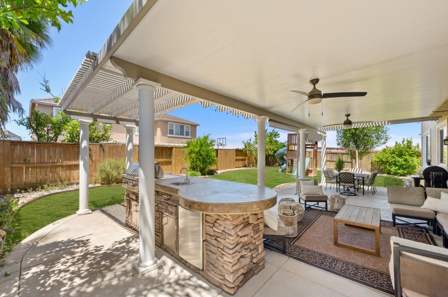 9980 Shiraz Pl, Elk Grove CA  exterior