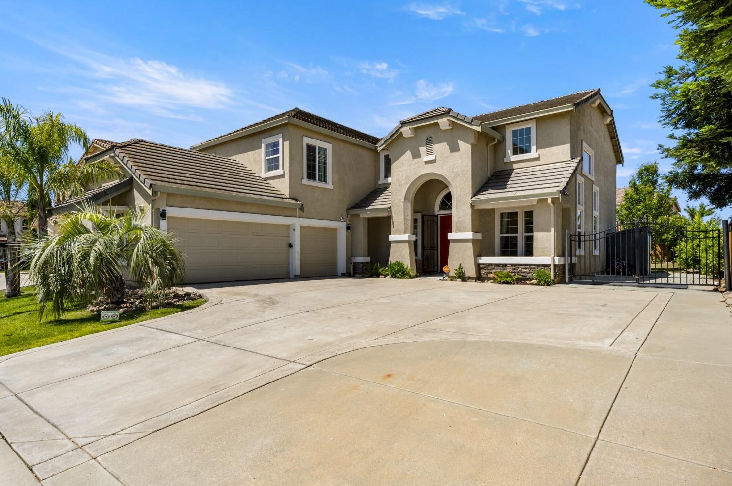 9980 Shiraz Pl, Elk Grove CA  exterior