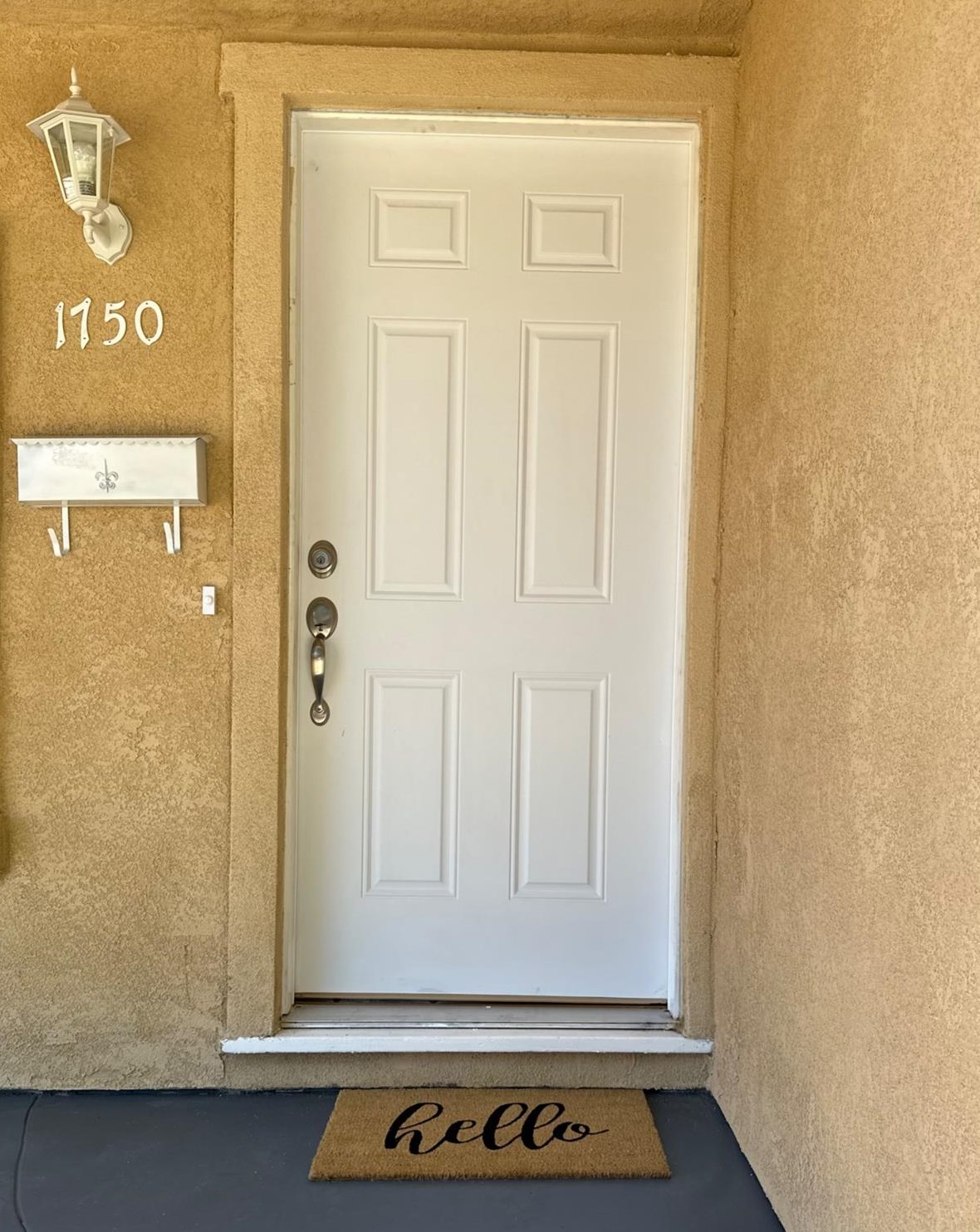 1750 Milton St, Stockton, CA 95205-7028