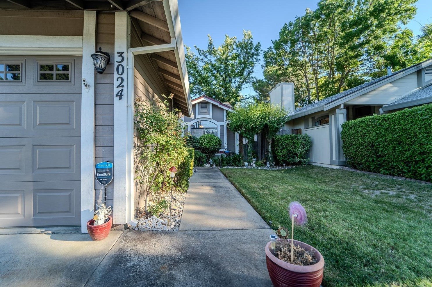 3024 Danehurst Ct, Sacramento, CA 95843-4534