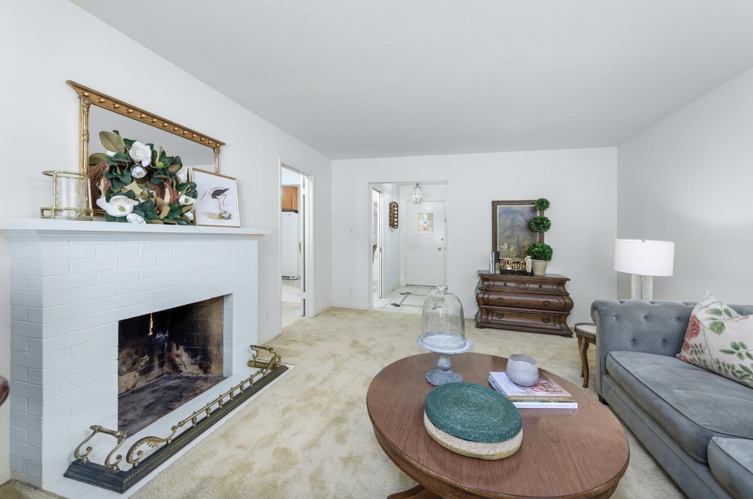 1212 St, Woodland CA  95695-2659 exterior