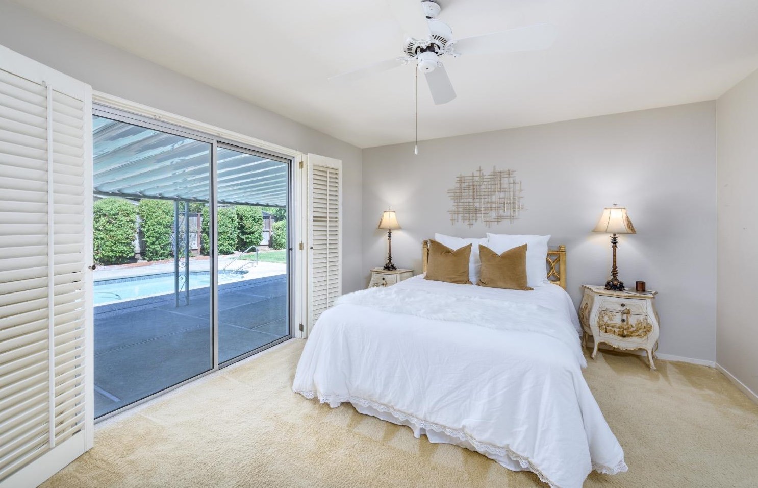 1212 St, Woodland CA  95695-2659 exterior