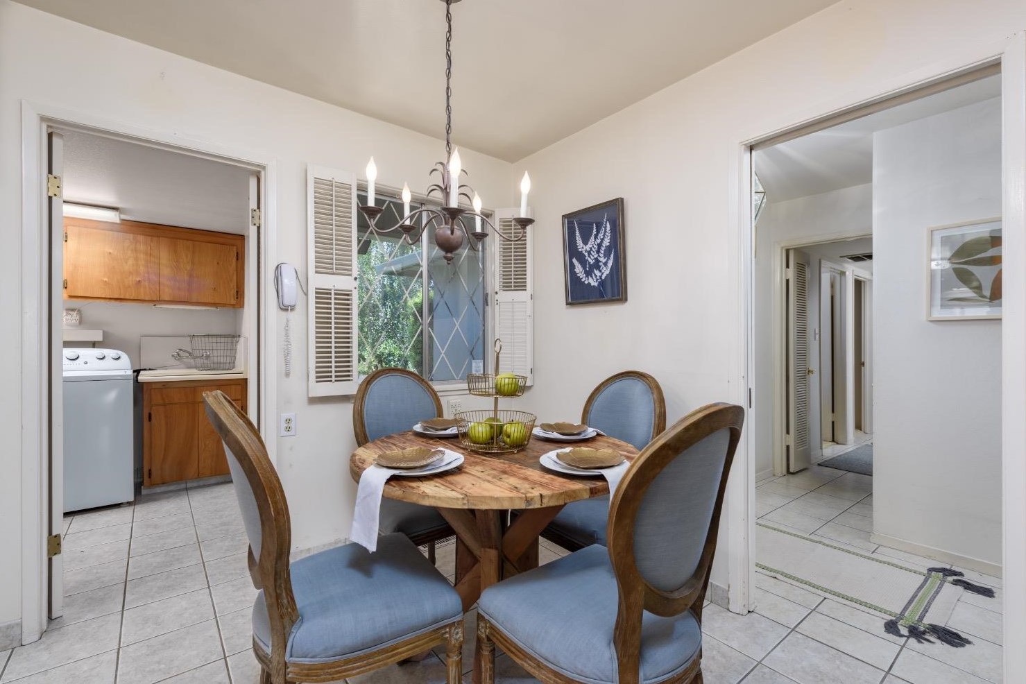 1212 St, Woodland CA  95695-2659 exterior