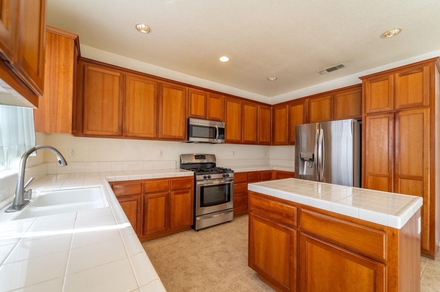 4360 Panorama Ave, Turlock, CA 95382