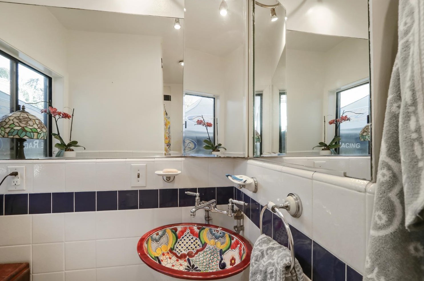152 St, Woodland CA  95695-3132 exterior