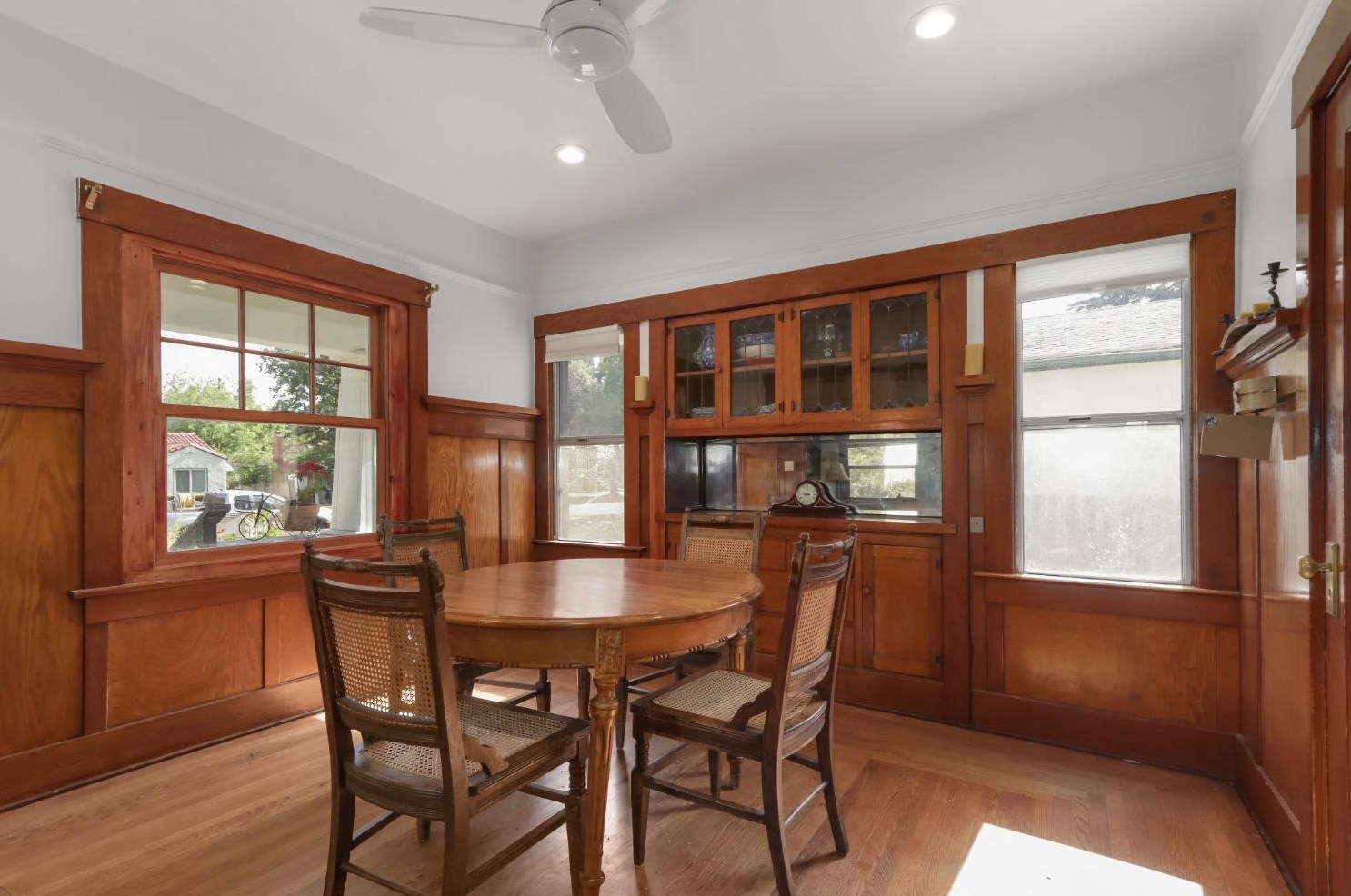 152 St, Woodland CA  95695-3132 exterior