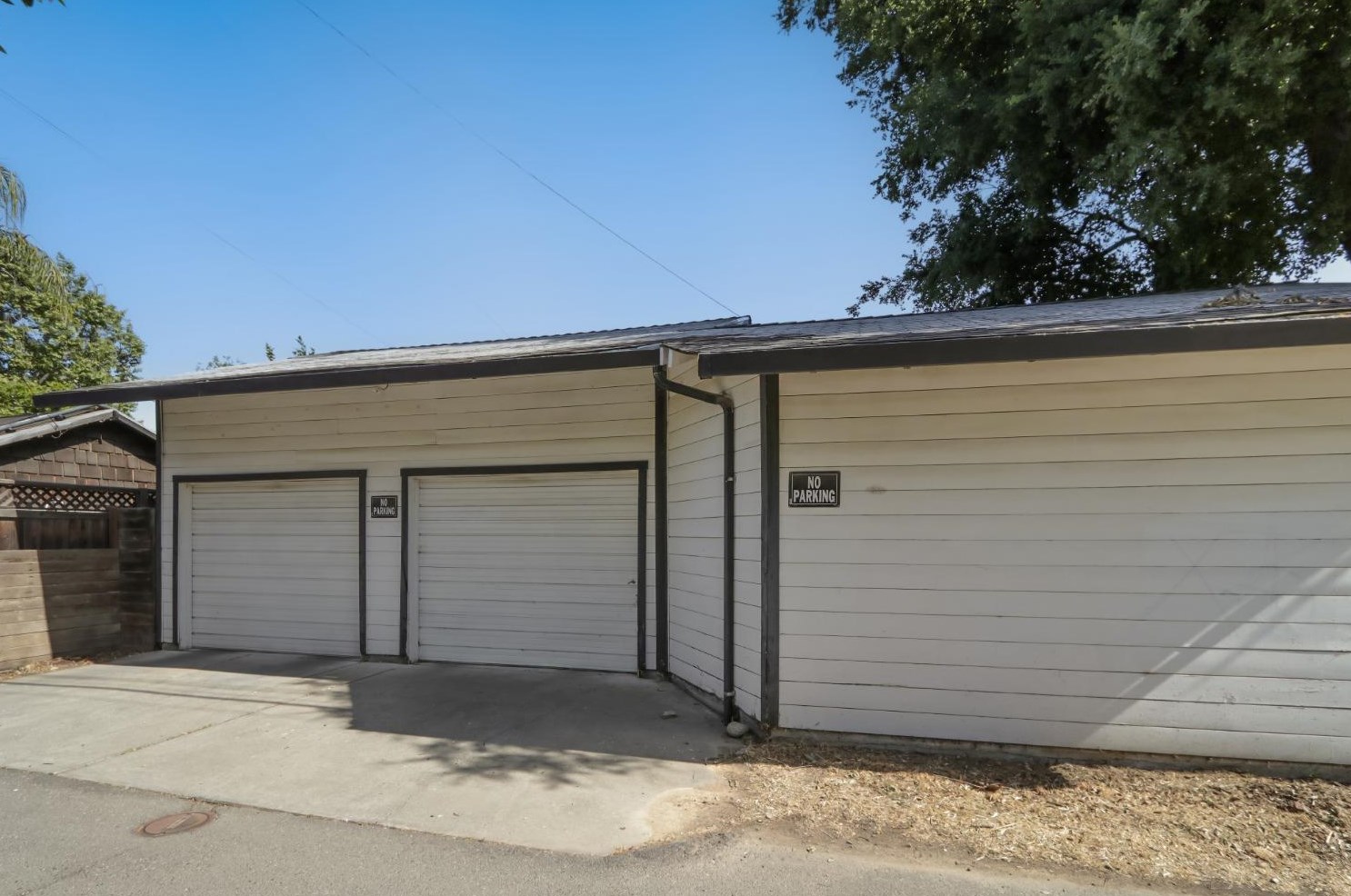 152 St, Woodland CA  95695-3132 exterior